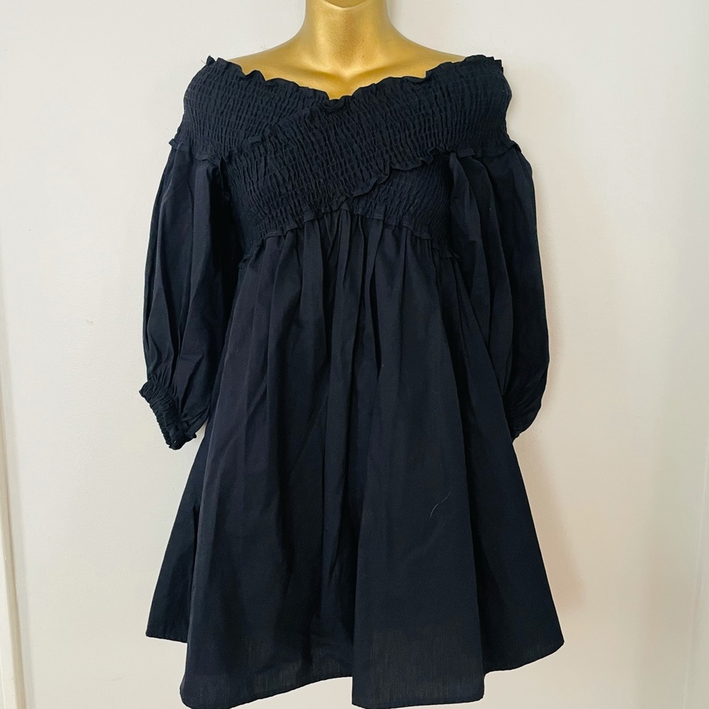 Zara criss cross off the shoulder long sleeve dress size medium
